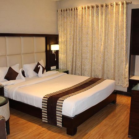 Hotel La Abode Hamirgarh Extérieur photo